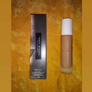 Fenty Beauty/Foundation